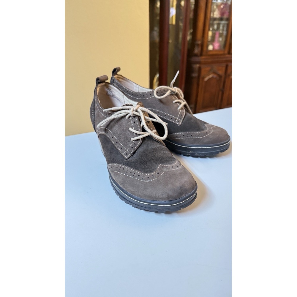 Jambu Sanfran 7.5M Brown Suede Leather Wingtip Oxford Shoes Lace-Up 2" Heel